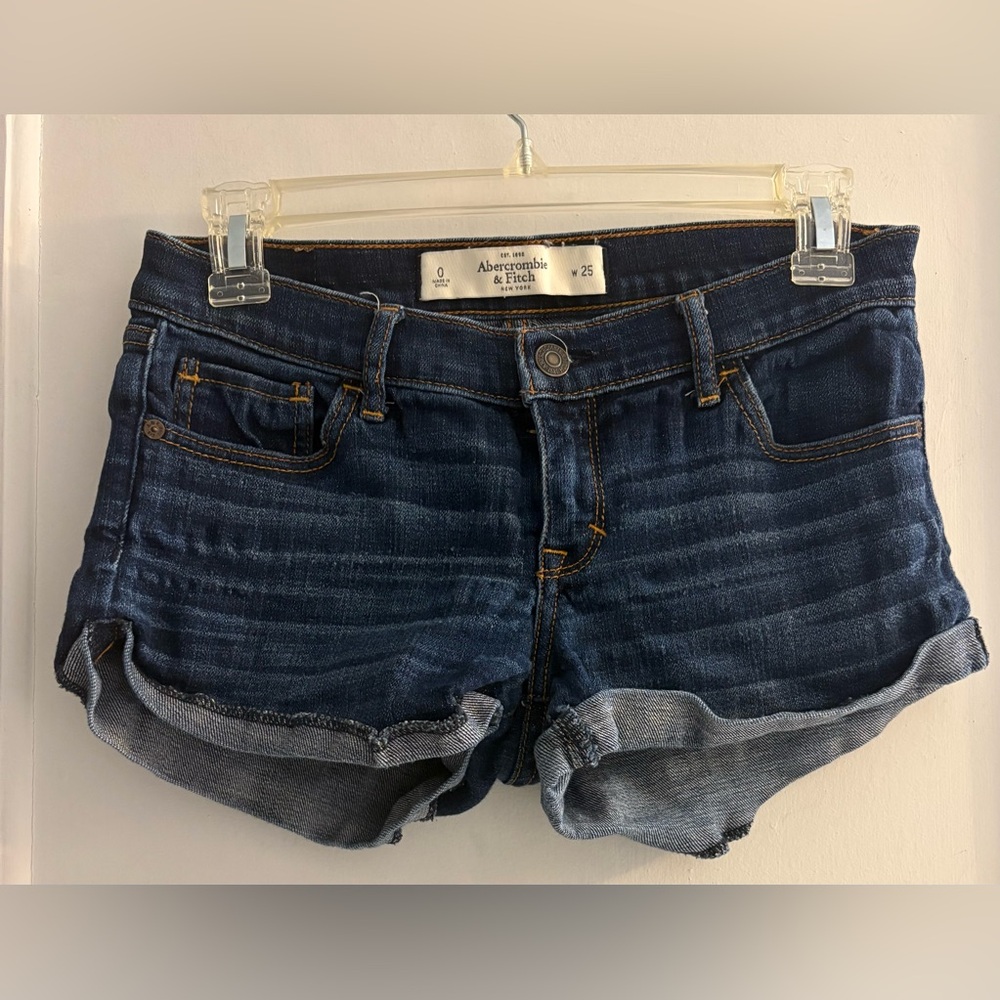 Abercrombie & Fitch Cuffed Jean Shorts Size 0 Waist 25